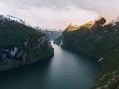 Geirangerfjord Norveç fiyort manzarası